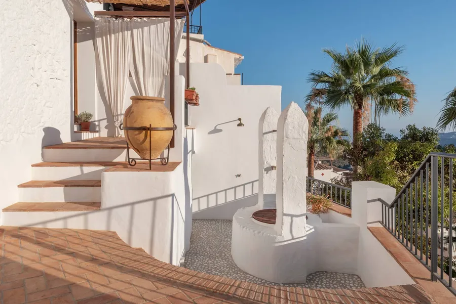 AMARA Lounis historische Ferienwohnung in Frigiliana mit Terrasse