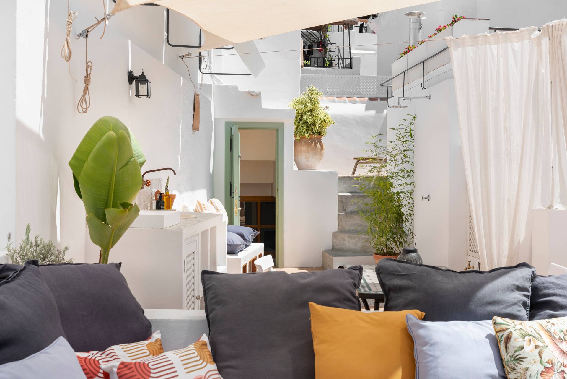 AMARA Maha apartment with large terrace in Frigiliana 4
